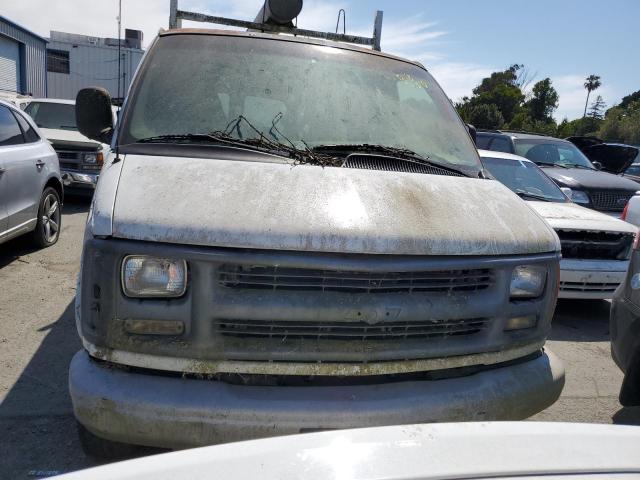 1GCGG25RX21134119 - 2002 CHEVROLET EXPRESS G2 WHITE photo 5