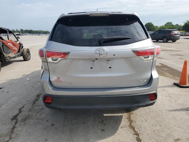 5TDKKRFH7FS101000 - 2015 TOYOTA HIGHLANDER XLE Gümüş foto 6