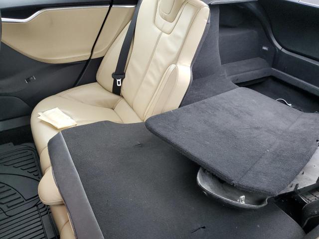 5YJSA1CN5DFP13678 - 2013 TESLA MODEL S წითელი ფოტო 10