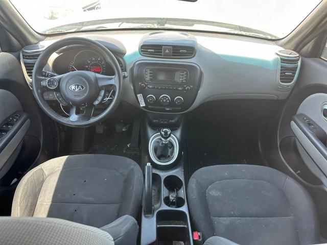 KNDJN2A29E7095867 - 2014 KIA SOUL GRAY photo 8