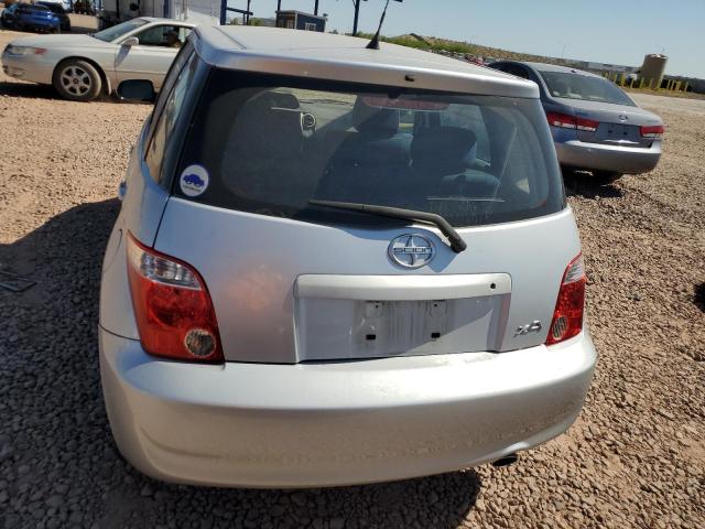 JTKKT624165014271 - 2006 TOYOTA SCION XA SILVER photo 6