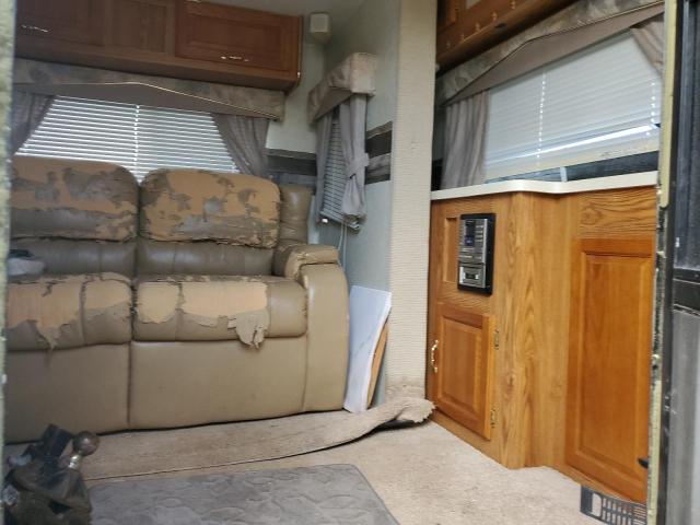 4X4TSMD211B009560 - 2001 SALM FOREST RIV BEIGE photo 5