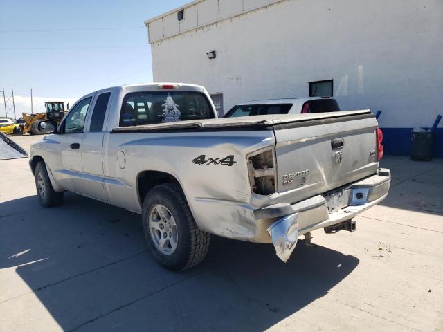 1D7HW42N75S164042 - 2005 DODGE DAKOTA SLT SILVER photo 2