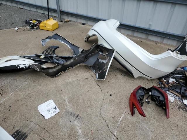 1N4AA6AP3GC437859 - 2016 NISSAN MAXIMA 3.5S WHITE photo 12