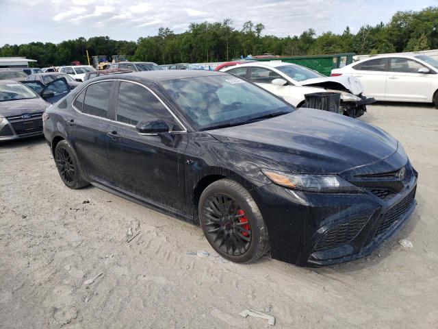 4T1G11AK6PU781493 - 2023 TOYOTA CAMRY SE NIGHT SHADE BLACK photo 4