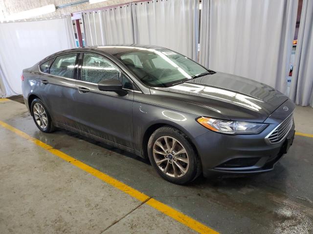 3FA6P0H72HR159921 - 2017 FORD FUSION SE GRAY photo 4