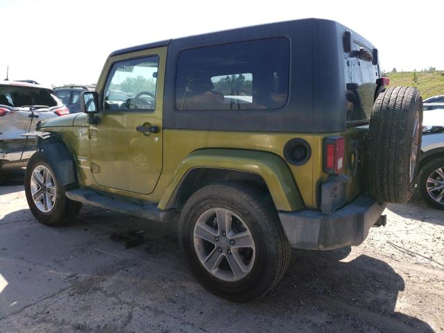 1J4FA54107L132993 - 2007 JEEP WRANGLER SAHARA GREEN photo 2