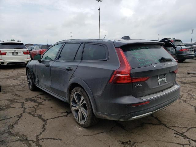 YV4L12WZ5P2108914 - 2023 VOLVO V60 CROSS PLUS GRAY photo 2