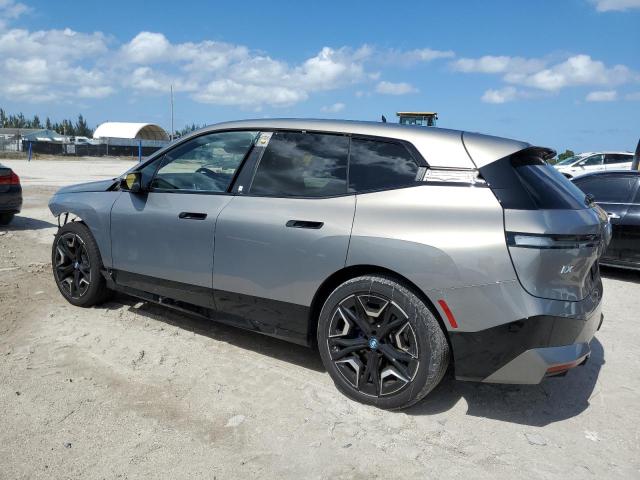WB523CF09RCN76671 - 2024 BMW IX XDRIVE50 GRAY photo 2