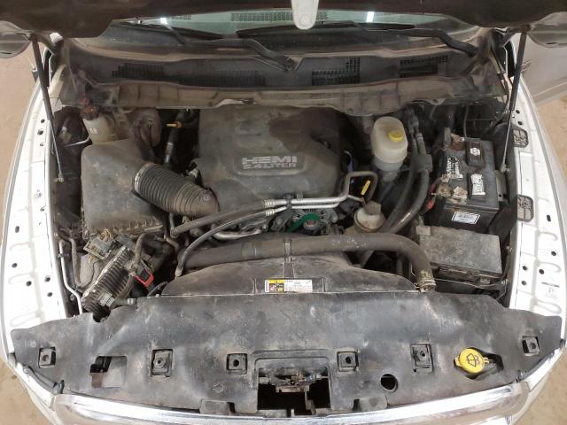 3C6UR5JJ6JG164823 - 2018 RAM 2500 SLT SILVER photo 11