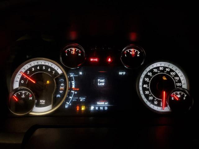 3C6UR5JJ6JG164823 - 2018 RAM 2500 SLT SILVER photo 9