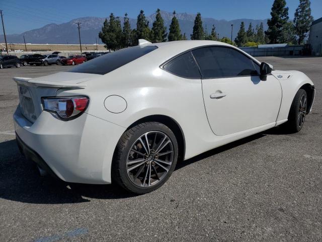 JF1ZNAA14G9702694 - 2016 TOYOTA SCION FR-S WHITE photo 3