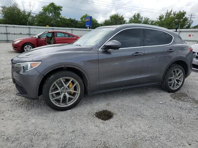 ZASFAKAN7J7B72331 - 2018 ALFA ROMEO STELVIO BLACK photo 1