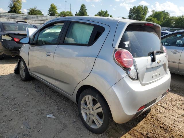 KL8CD6S97FC717950 - 2015 CHEVROLET SPARK 1LT SILVER photo 2