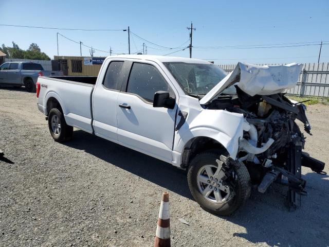 1FTFX1E53MKE43236 - 2021 FORD F150 SUPER CAB WHITE photo 4