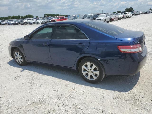 4T1BF3EK3BU607357 - 2011 TOYOTA CAMRY BASE BLUE photo 2