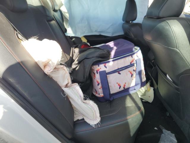 4T1BF1FK8GU590761 - 2016 TOYOTA CAMRY LE WHITE photo 10