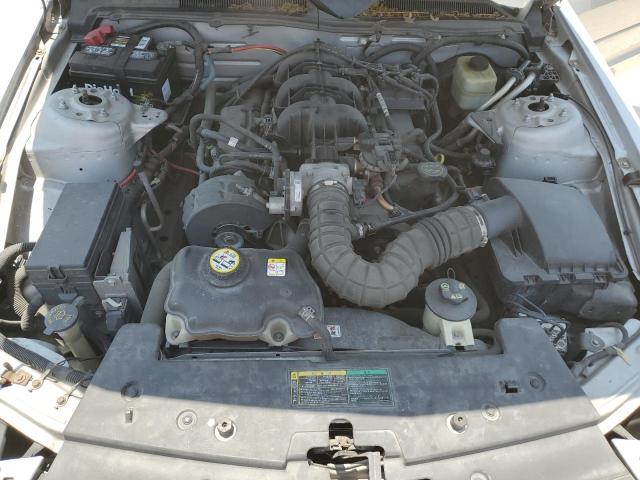 1ZVFT80N055225473 - 2005 FORD MUSTANG SILVER photo 11