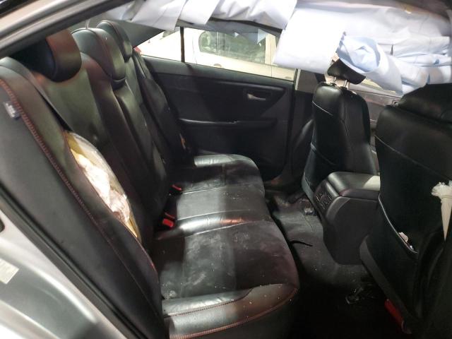 4T1BF1FK5GU600453 - 2016 TOYOTA CAMRY LE SILVER photo 10