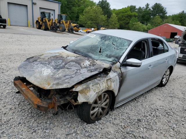 2013 VOLKSWAGEN JETTA SE, null