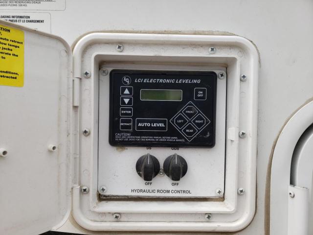 4YDF37225D4702206 - 2013 KEYSTONE MONTANA 白色 照片 9