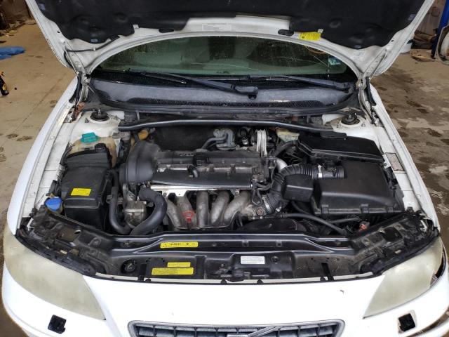 YV1RS640152455606 - 2005 VOLVO S60 WHITE photo 11