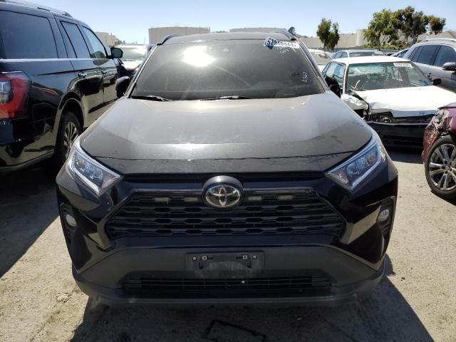 2T3P1RFV9MC142367 - 2021 TOYOTA RAV4 XLE BLACK photo 5