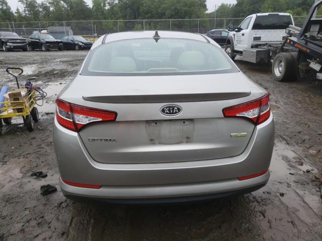 KNAGM4AD8B5002822 - 2011 KIA OPTIMA HYBRID SILVER photo 6