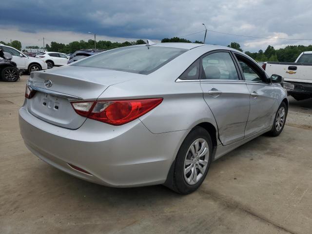 5NPEB4AC8DH605005 - 2013 HYUNDAI SONATA GLS SILVER photo 3