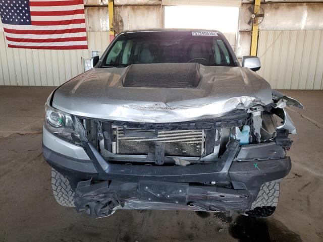 1GCGTEEN4J1152804 - 2018 CHEVROLET COLORADO ZR2 SILVER photo 5
