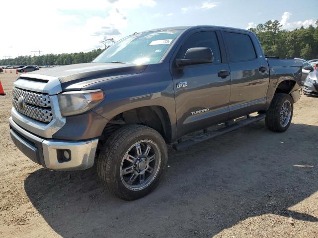 5TFDW5F10JX706004 - 2018 TOYOTA TUNDRA CREWMAX SR5 GRAY photo 1