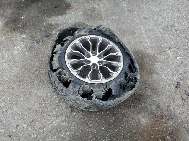 1GCGTEEN4K1107377 - 2019 CHEVROLET COLORADO ZR2 BLACK photo 12