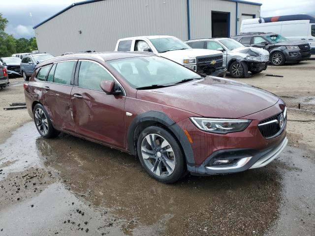 W04GV8SX5J1155254 - 2018 BUICK REGAL TOUR ESSENCE RED photo 4