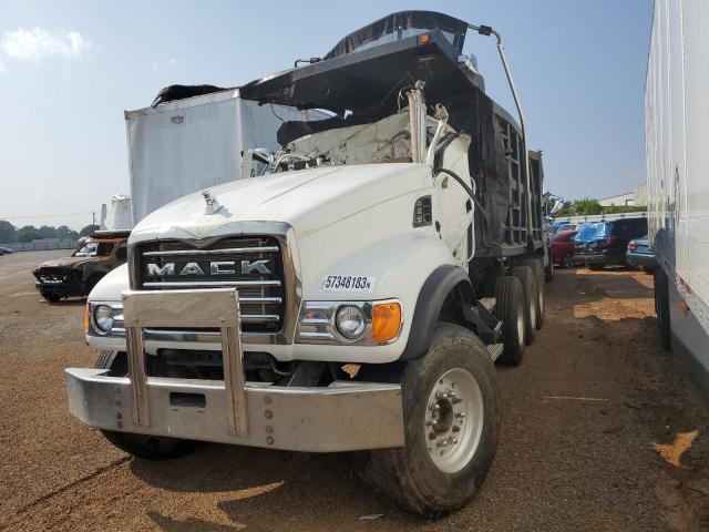 1M2AG11C77M044901 - 2007 MACK 700 CV700 WHITE photo 2