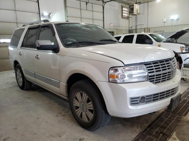 5LMJJ2J58AEJ06894 - 2010 LINCOLN NAVIGATOR 白色 照片 4