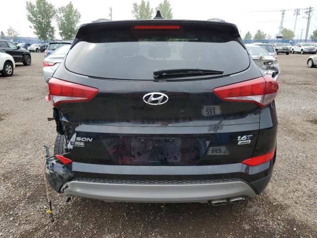 KM8J3CA21JU631567 - 2018 HYUNDAI TUCSON VALUE BLACK photo 6