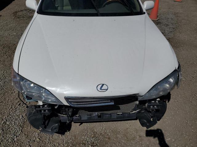 JT8BF28G0Y5091031 - 2000 LEXUS ES 300 WHITE photo 11