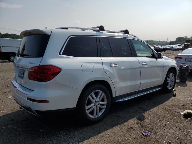 4JGDF6EE3FA468391 - 2015 MERCEDES-BENZ GL 450 4MATIC WHITE photo 3