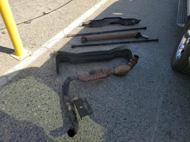 5LMFU28R01LJ13985 - 2001 LINCOLN NAVIGATOR WHITE photo 13