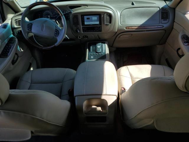5LMFU28R01LJ13985 - 2001 LINCOLN NAVIGATOR WHITE photo 8