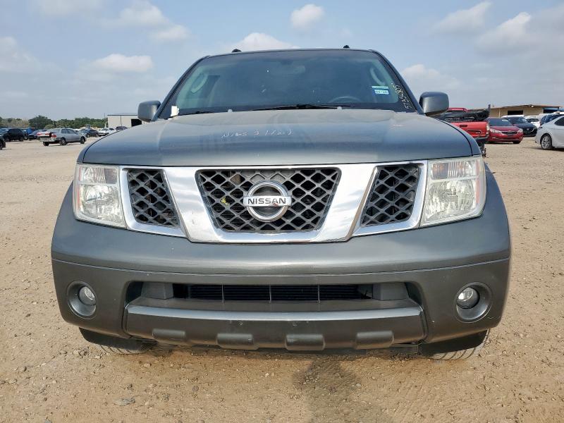 5N1AR18U05C782437 - 2005 NISSAN PATHFINDER LE GRAY photo 5