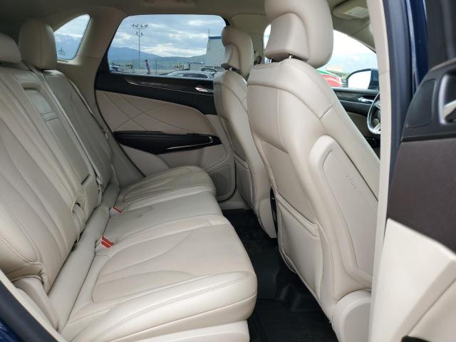 5LMCJ3D97KUL10266 - 2019 LINCOLN MKC RESERVE BLUE photo 11