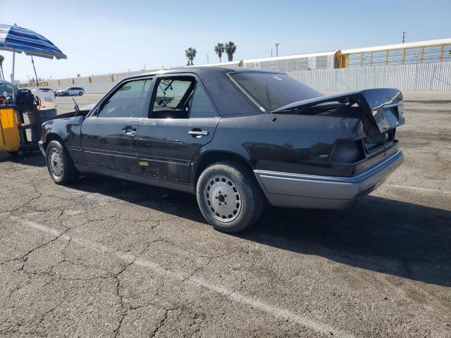 WDBEA32E6RC039814 - 1994 MERCEDES-BENZ E 320 BLACK photo 2
