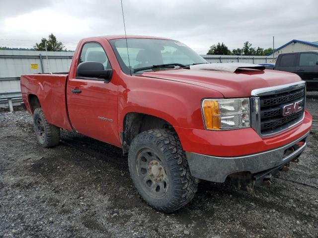 1GT02ZCG0CZ117200 - 2012 GMC SIERRA K2500 HEAVY DUTY RED photo 4