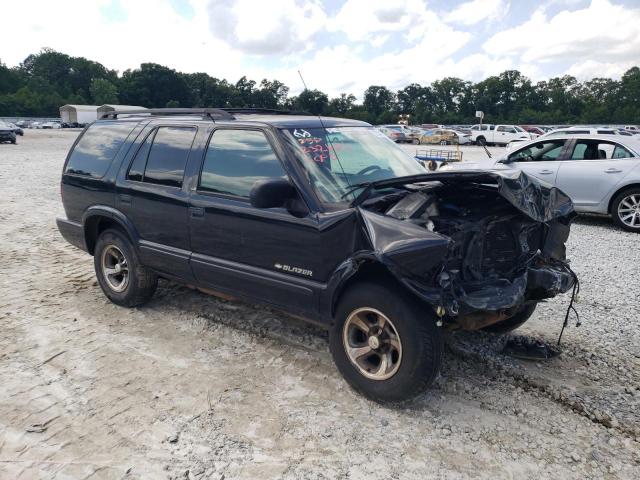 1GNCS13W82K159912 - 2002 CHEVROLET BLAZER BLACK photo 4