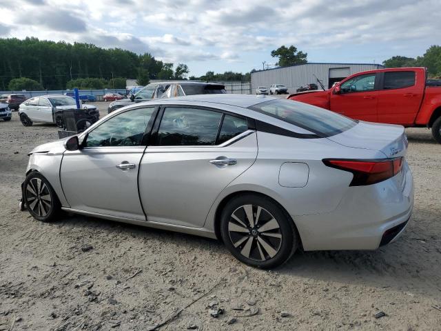 1N4BL4EV4KC256435 - 2019 NISSAN ALTIMA SL SILVER photo 2