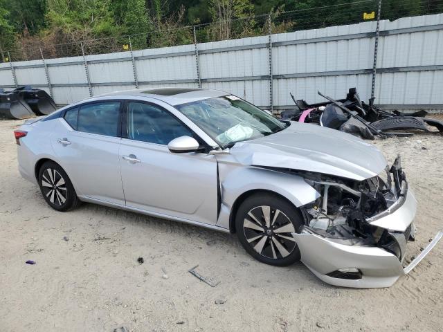 1N4BL4EV4KC256435 - 2019 NISSAN ALTIMA SL SILVER photo 4
