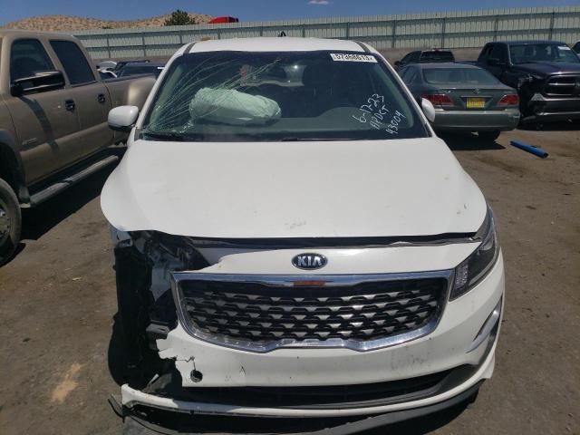 KNDMA5C1XL6596137 - 2020 KIA SEDONA L WHITE photo 5