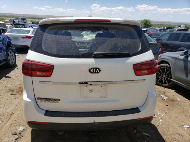 KNDMA5C1XL6596137 - 2020 KIA SEDONA L WHITE photo 6