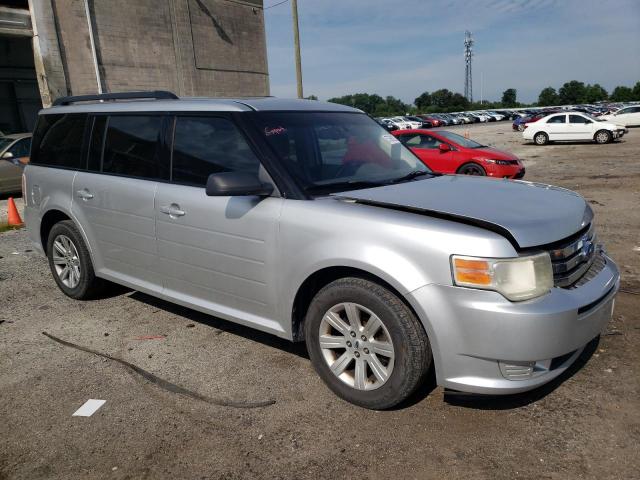 2FMGK5BC7ABA79479 - 2010 FORD FLEX SE SILVER photo 4